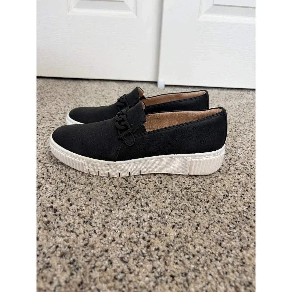Naturalizer Slip On Sneaker Womens 8 Trish Platform Chain Detail Black White EUC